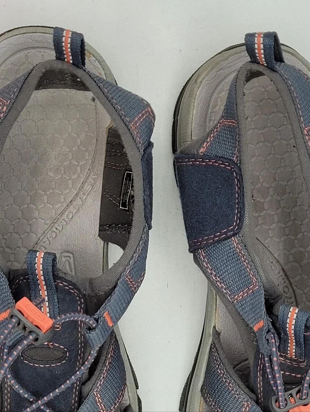 KEEN Womens Newport Sandal - Navy with Coral Size 9.5